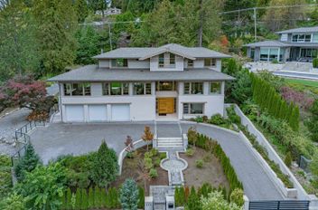 565 Robin Hood RD West Vancouver, West Vancouver Apartments for sale, MLS® R3076174