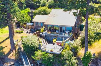 574 Arbutus RD Mayne Island, Mayne Island Apartments for sale, MLS® R2979750