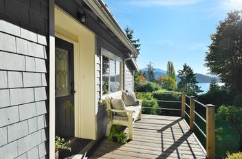 586 Bals LN Gibsons, Gibsons Apartments for sale, MLS® R2976521
