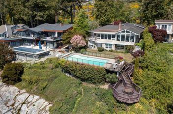 5951 Sunshine Coast HWY Sechelt, Sechelt Apartments for sale, MLS® R3002671