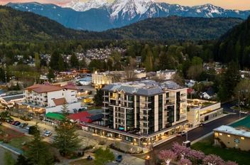 603 120 Esplanade AVE Harrison Hot Springs, Harrison Hot Springs Apartments for sale, MLS® R2858840