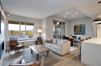 609 1211 Village Green Way Squamish, Squamish Apartments for sale, MLS® R2986783