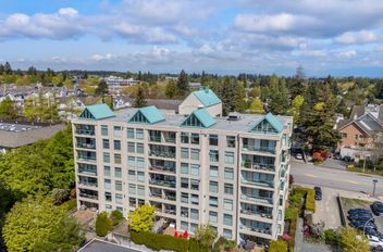 702 15466 North Bluff RD White Rock, White Rock Apartments for sale, MLS® R2996599