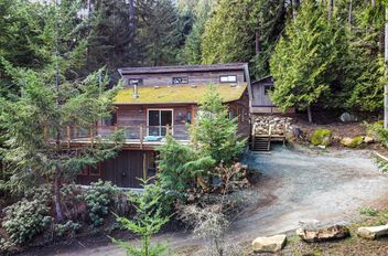 715 Fernhill RD Mayne Island, Mayne Island Apartments for sale, MLS® R2978053
