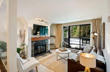 8 4510 Blackcomb Way Whistler, Whistler Apartments for sale, MLS® R2982064