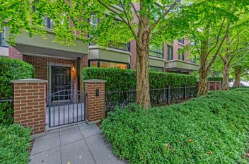 8 9133 Hemlock DR Richmond, Richmond Apartments for sale, MLS® R3033209