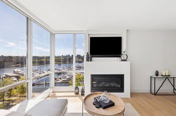801 1077 Marinaside Crescent Vancouver, Vancouver Apartments for sale, MLS® R2999367