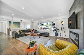 808 Runnymede AVE Coquitlam, Coquitlam Apartments for sale, MLS® R3015052