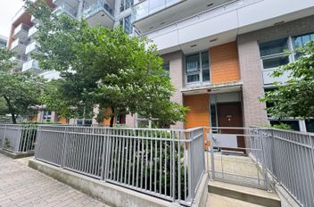 8180 Nunavut LN Vancouver, Vancouver Apartments for sale, MLS® R3055318