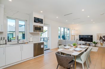 1 8182 Cartier ST Vancouver, Vancouver Apartments for sale, MLS® R3053083