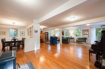 850 Bolton RD Bowen Island, Bowen Island Apartments for sale, MLS® R2993041