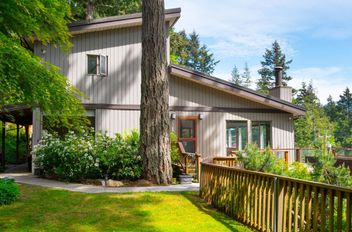 896 Taylor RD Bowen Island, Bowen Island Apartments for sale, MLS® R2991337