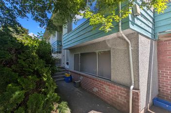 8975 Cook Crescent Richmond, Richmond Apartments for sale, MLS® R2990542