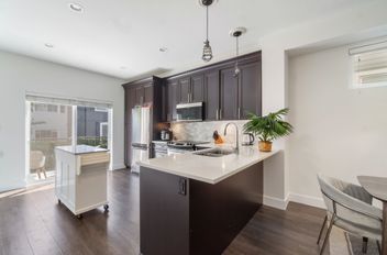 9 19180 65 AVE Surrey, Surrey Apartments for sale, MLS® R3020634