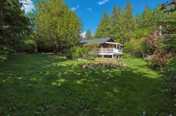 91 Clark RD Gibsons, Gibsons Apartments for sale, MLS® R3003941