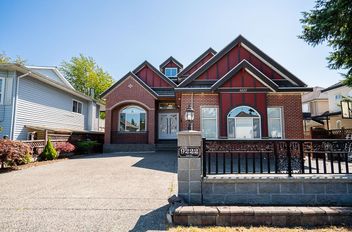 9222 125 ST Surrey, Surrey Apartments for sale, MLS® R3031087