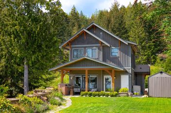 927 Fairway LN Bowen Island, Bowen Island Apartments for sale, MLS® R3009912