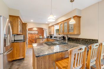 9543 Oban PL Surrey, Surrey Apartments for sale, MLS® R3031678