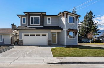 9689 Woodbine ST Chilliwack, Chilliwack Apartments for sale, MLS® R2989410