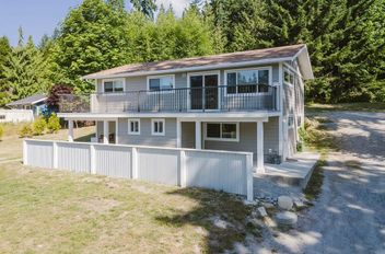 970 Cemetery RD Gibsons, Gibsons Apartments for sale, MLS® R3031016