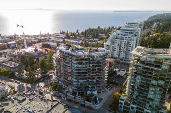 PH5 1439 George ST White Rock, White Rock Apartments for sale, MLS® R2950854