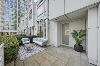 TH A 1199 Marinaside Crescent Vancouver, Vancouver Apartments for sale, MLS® R3108167