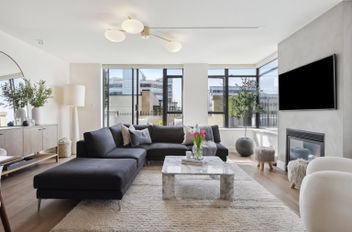 TH3 155 W 1st ST North Vancouver, North Vancouver Apartments for sale, MLS® R2987548