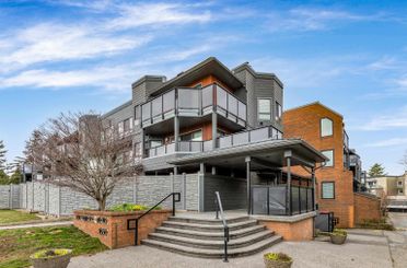 102 1830 E Southmere Crescent Surrey, Surrey Apartments for sale, MLS® R3005066