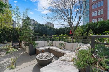 105 131 E 3rd ST North Vancouver, North Vancouver Apartments for sale, MLS® R2986917