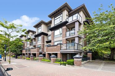 107 10822 City Parkway Surrey, Surrey Apartments for sale, MLS® R2999436