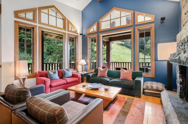 10B 2300 Nordic DR Whistler, Whistler Apartments for sale, MLS® R2969168