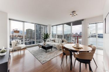 1202 131 Regiment Square Vancouver, Vancouver Apartments for sale, MLS® R3004825