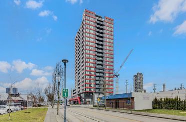 1303 10626 City Parkway Surrey, Surrey Apartments for sale, MLS® R3003142