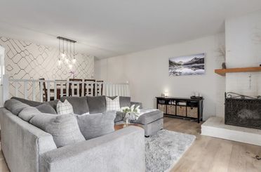 139 3300 Capilano RD North Vancouver, North Vancouver Apartments for sale, MLS® R3004229