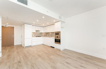 1407 10428 Whalley BLVD Surrey, Surrey Apartments for sale, MLS® R2980430