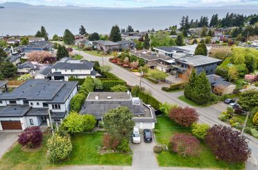 14424 Mann Park Crescent White Rock, White Rock Apartments for sale, MLS® R2994239