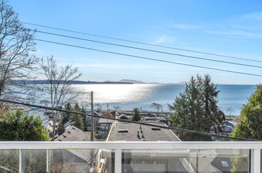 14763 Mcdonald AVE White Rock, White Rock Apartments for sale, MLS® R3004066