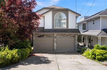 14772 Goggs AVE White Rock, White Rock Apartments for sale, MLS® R2969618