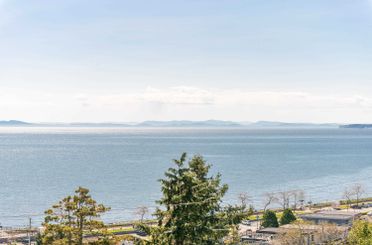 14847 Prospect AVE White Rock, White Rock Apartments for sale, MLS® R2993764