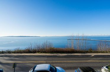 15233 Marine DR White Rock, White Rock Apartments for sale, MLS® R2960727