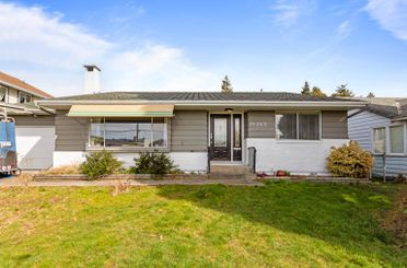 15365 Pacific AVE White Rock, White Rock Apartments for sale, MLS® R2980247