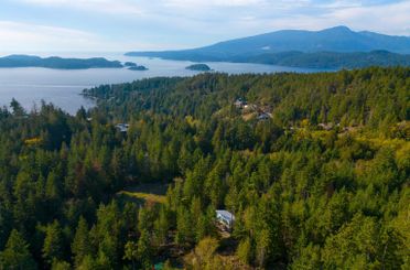 1580 Evergreen LN Bowen Island, Bowen Island Apartments for sale, MLS® R3027456