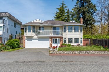 15837 Pacific AVE White Rock, White Rock Apartments for sale, MLS® R2998512