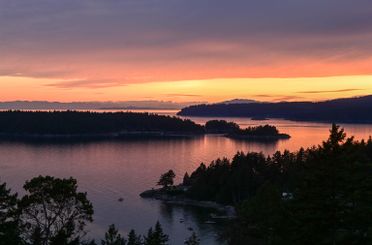1673 Evergreen LN Bowen Island, Bowen Island Apartments for sale, MLS® R3025484
