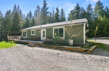 1751 Blower RD Sechelt, Sechelt Apartments for sale, MLS® R2991406