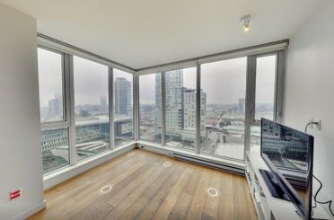 1809 13438 Central AVE Surrey, Surrey Apartments for sale, MLS® R2963594