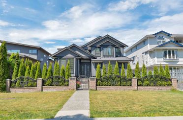 1809 Mamquam RD Squamish, Squamish Apartments for sale, MLS® R3012449