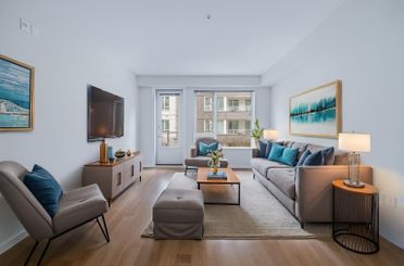 201 277 W 1st ST North Vancouver, North Vancouver Apartments for sale, MLS® R2993212