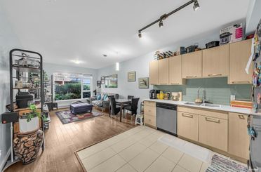 201 5248 Grimmer ST Burnaby, Burnaby Apartments for sale, MLS® R2970965