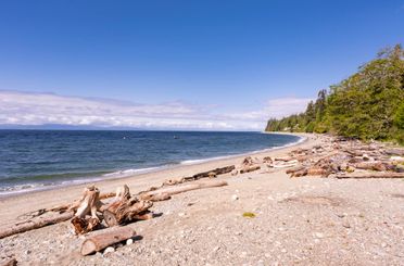 2028 Ocean Beach Esplanade Gibsons, Gibsons Apartments for sale, MLS® R3006213